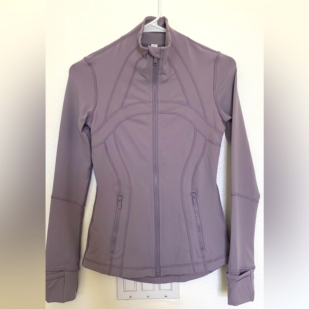 Lululemon Define Jacket Size 2 Lilac/Nightfall